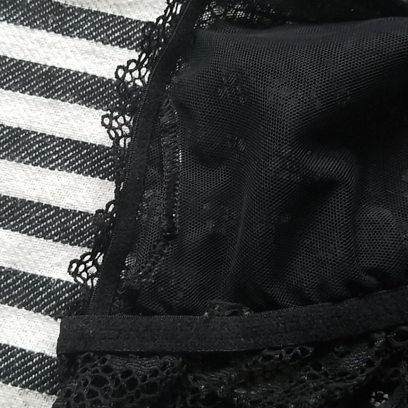 VS Pink Cut Out Floral Bralette - Picture 6 of 7